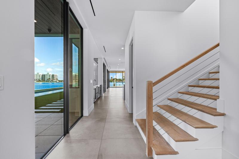  Single Family Homes Photo 11:  Jupiter,  FL 33469