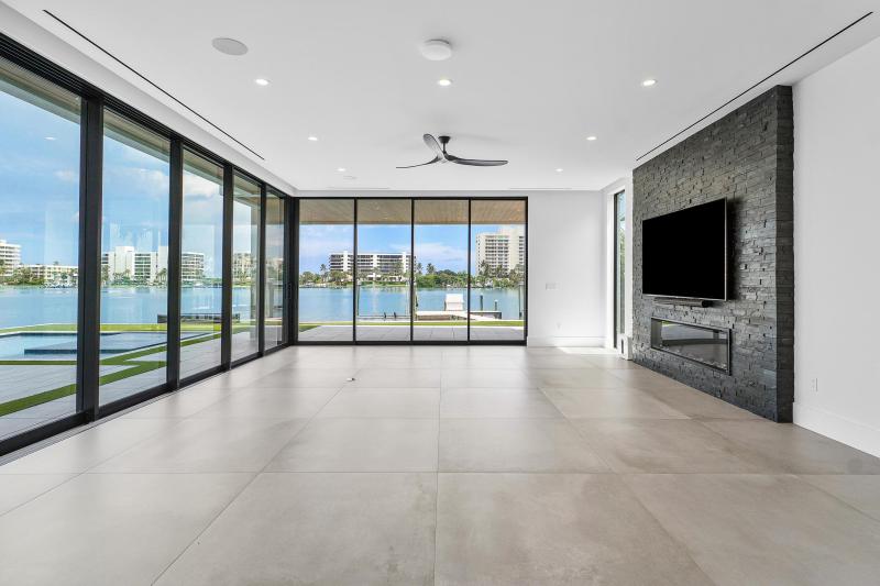  Single Family Homes Photo 19:  Jupiter,  FL 33469