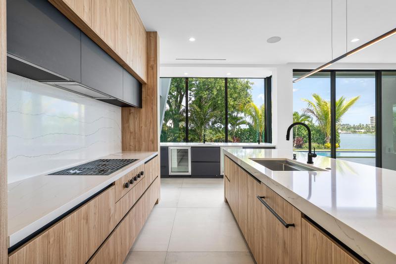  Single Family Homes Photo 23:  Jupiter,  FL 33469