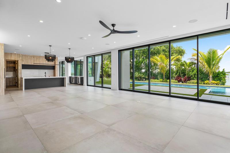  Single Family Homes Photo 26:  Jupiter,  FL 33469