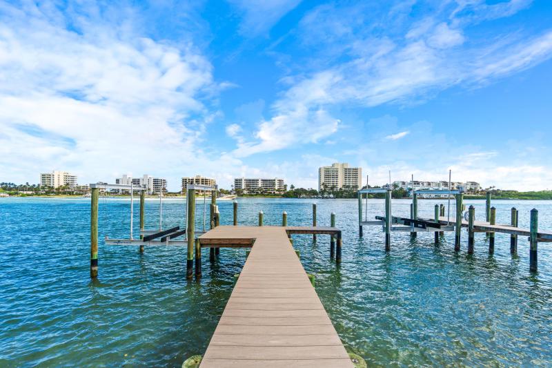  Single Family Homes Photo 62:  Jupiter,  FL 33469