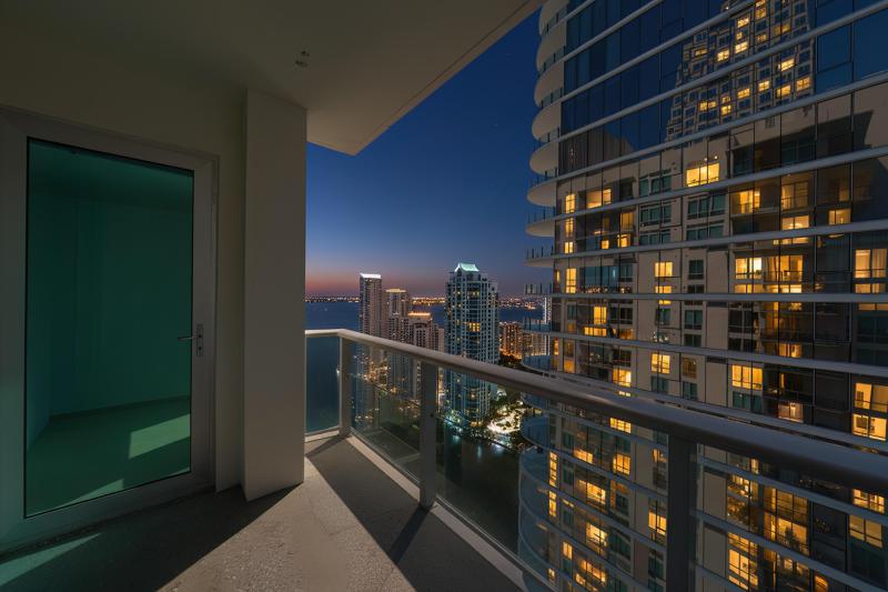  Condo & Townhome Photos