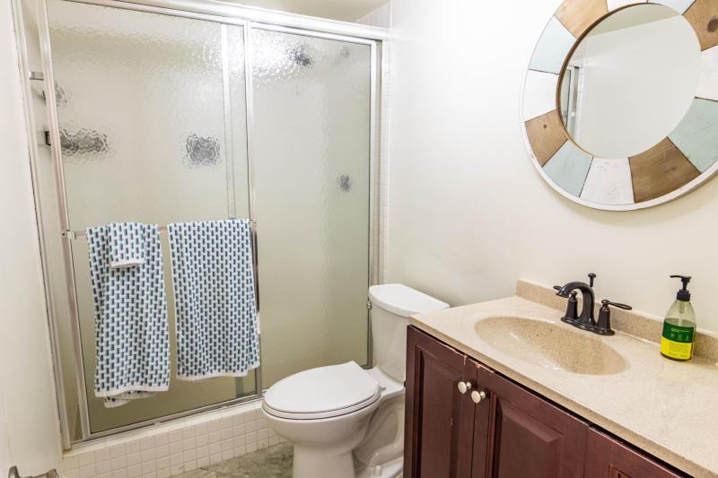  Condo & Townhome Photos