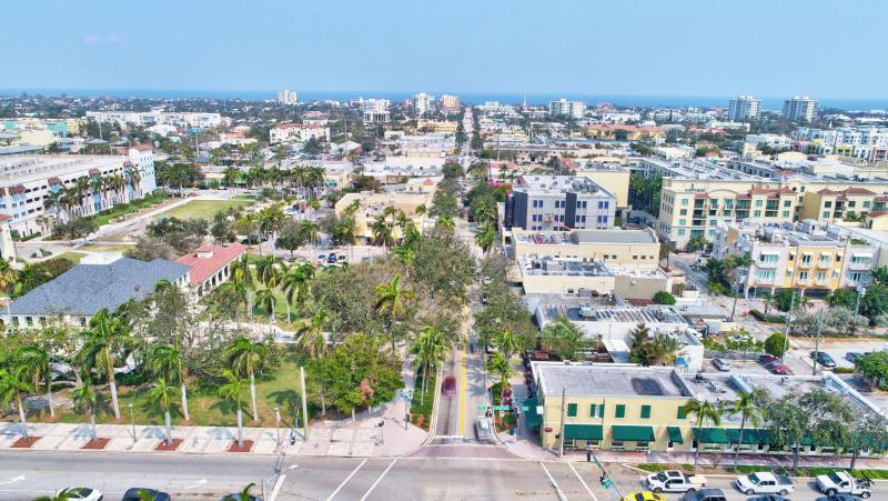 Duplex, Triplex and Fourplex Images