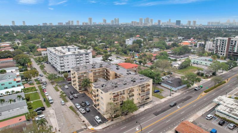  Condo & Townhome Photos