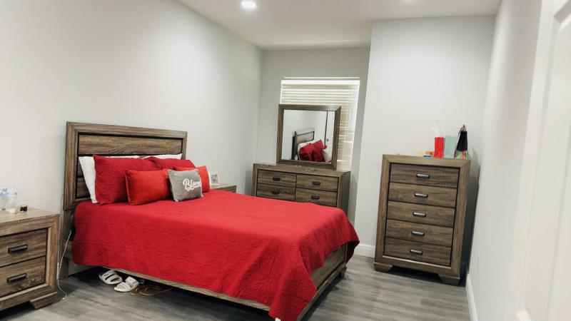  Condo & Townhome Photos