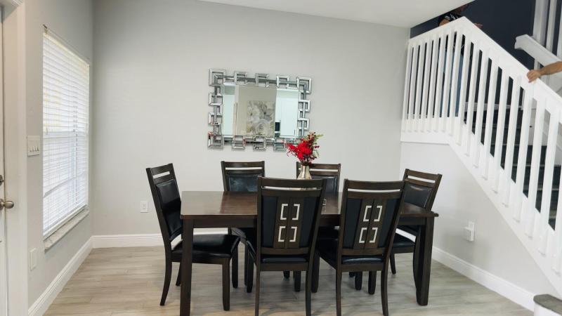  Condo & Townhome Photos