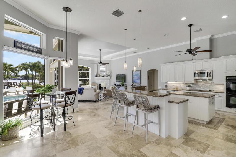  Single Family Homes Photo 12:  Jupiter,  FL 33469