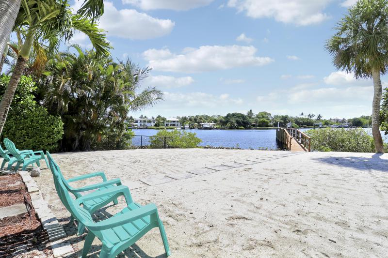  Single Family Homes Photo 32:  Jupiter,  FL 33469