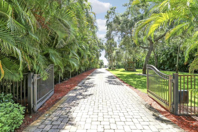  Single Family Homes Photo 38:  Jupiter,  FL 33469