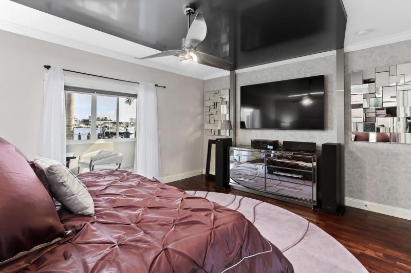  Single Family Homes Photo 20:  Pompano Beach,  FL 33062