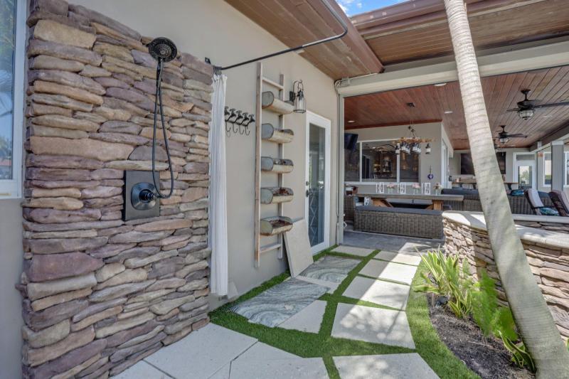  Single Family Homes Photo 35:  Pompano Beach,  FL 33062