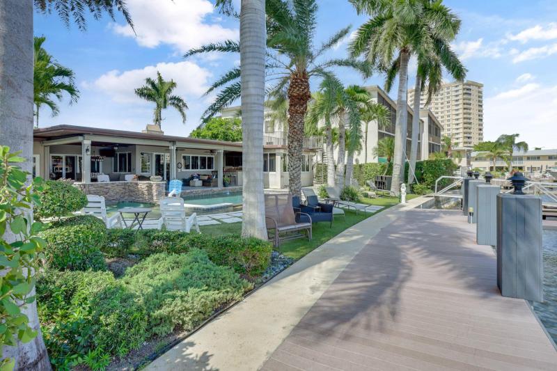  Single Family Homes Photo 38:  Pompano Beach,  FL 33062