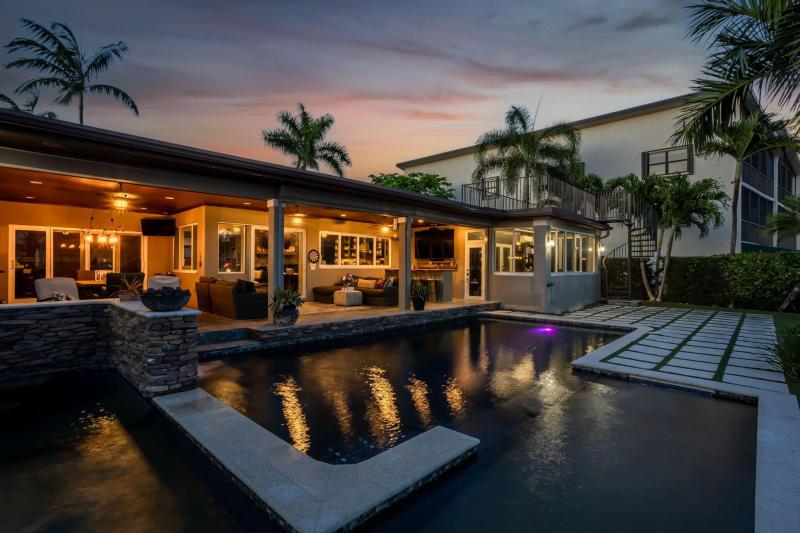  Single Family Homes Photo 43:  Pompano Beach,  FL 33062