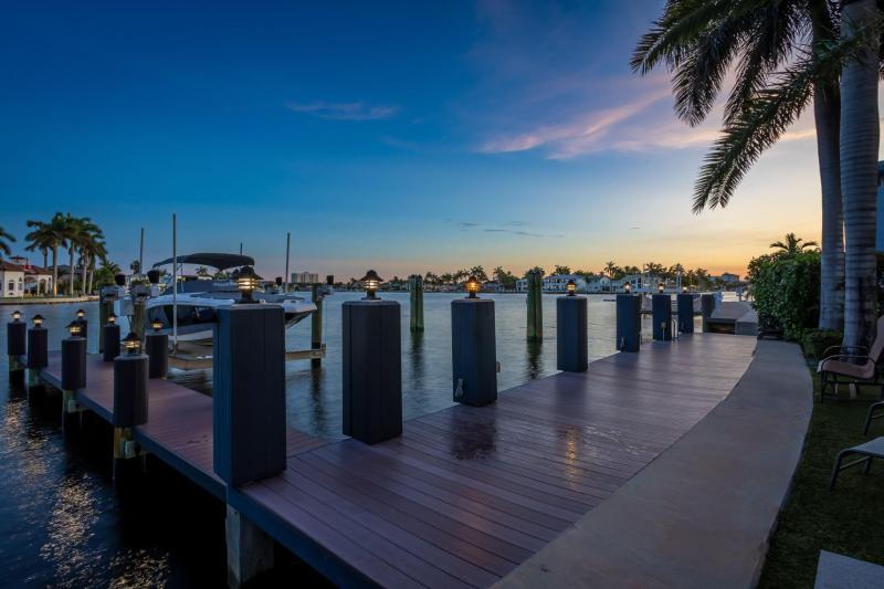  Single Family Homes Photo 57:  Pompano Beach,  FL 33062