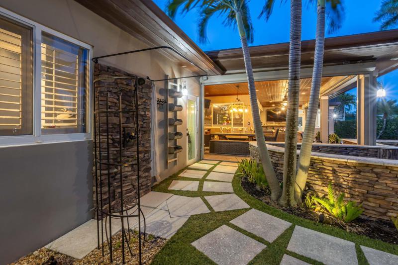  Single Family Homes Photo 58:  Pompano Beach,  FL 33062