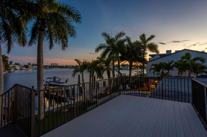  Single Family Homes Photo 59:  Pompano Beach,  FL 33062