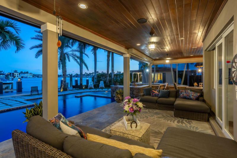  Single Family Homes Photo 67:  Pompano Beach,  FL 33062