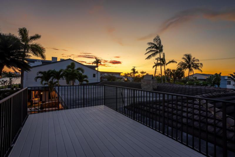  Single Family Homes Photo 69:  Pompano Beach,  FL 33062