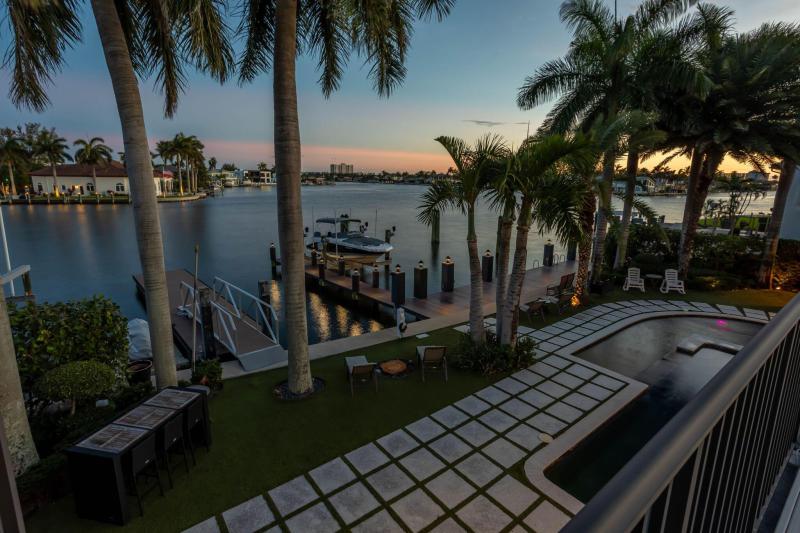  Single Family Homes Photo 70:  Pompano Beach,  FL 33062