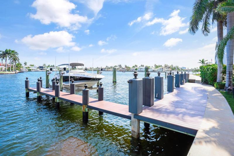  Single Family Homes Photo 72:  Pompano Beach,  FL 33062