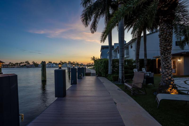  Single Family Homes Photo 75:  Pompano Beach,  FL 33062