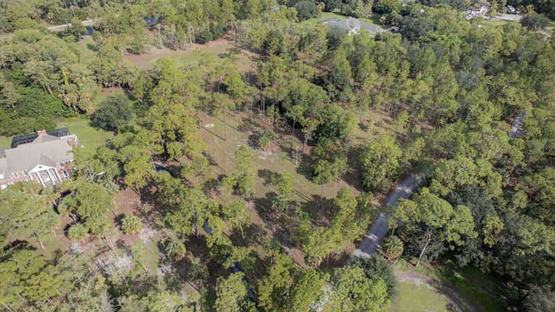  Commercial & Industrial Land Images 