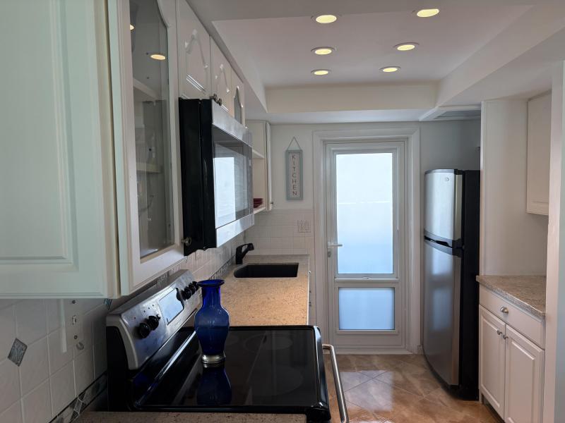  Condo & Townhome Photos