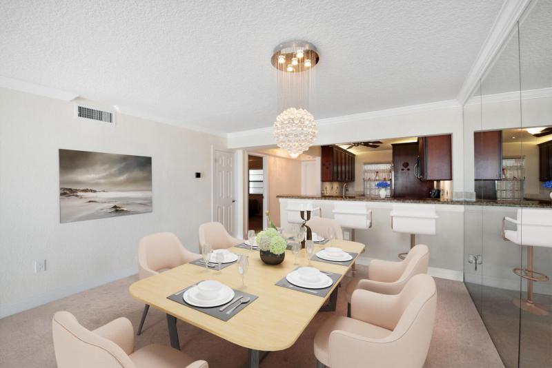  Condo & Townhome Photos