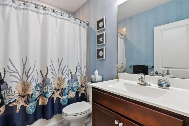  Condo & Townhome Photos