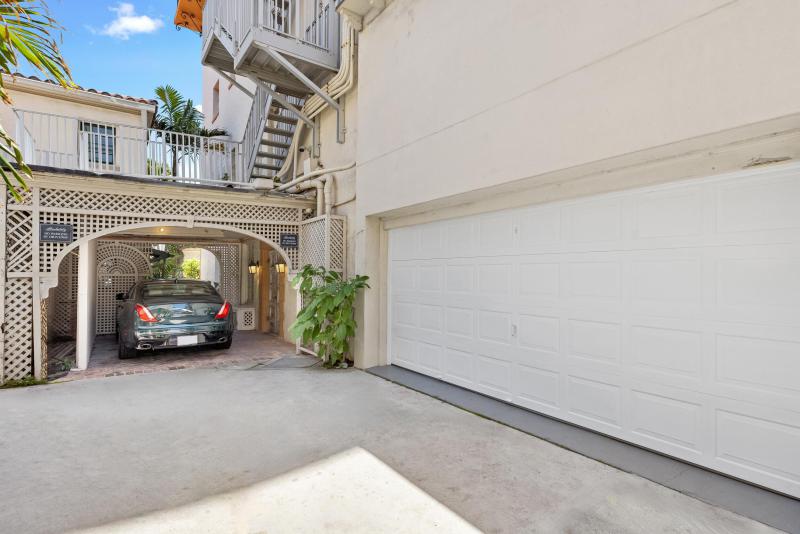  Single Family Homes Photo 27:  Palm Beach,  FL 33480