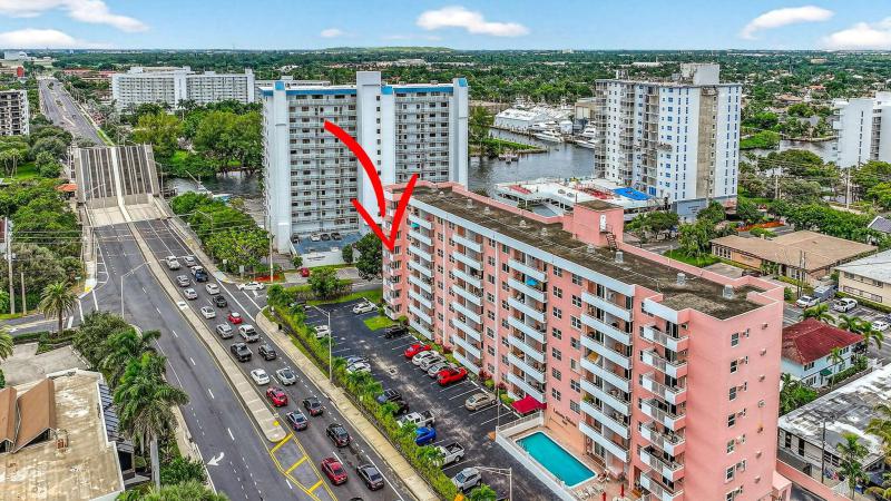  Condo & Townhome Photos