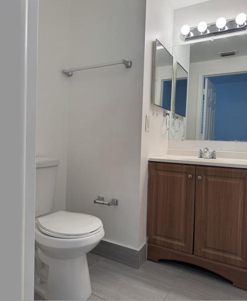 Condo & Townhome Photos