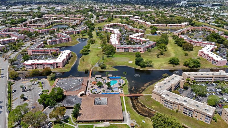 Condo & Townhome Photos