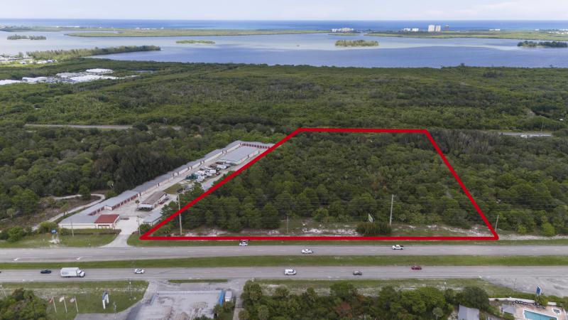  Commercial & Industrial Land Images 