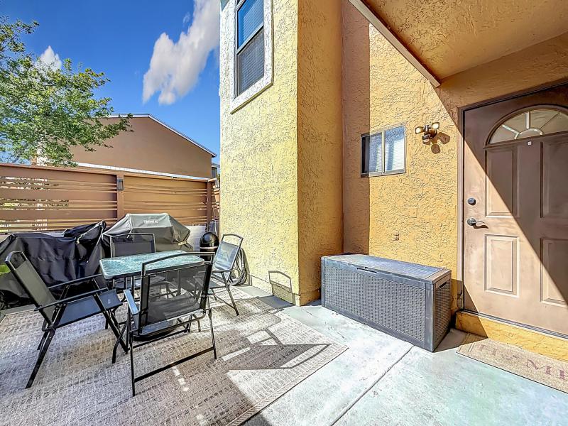  Condo & Townhome Photos