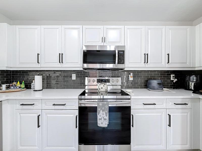  Condo & Townhome Photos