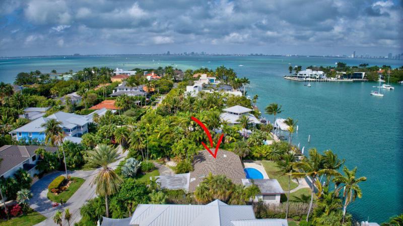  Single Family Homes Photo 10:  Key Biscayne,  FL 33149