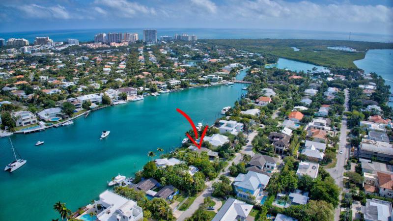  Single Family Homes Photo 7:  Key Biscayne,  FL 33149