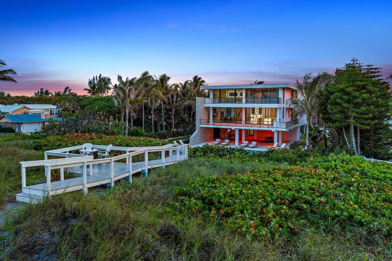  Single Family Homes Photo 106:  Jupiter Island,  FL 33455