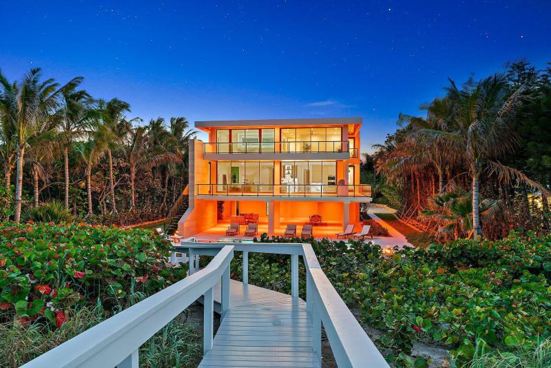  Single Family Homes Photo 127:  Jupiter Island,  FL 33455
