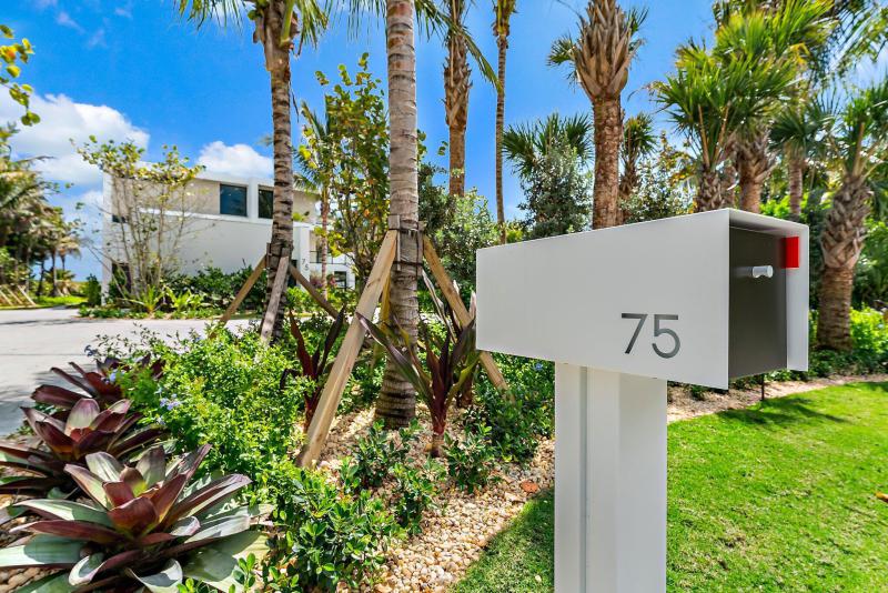  Single Family Homes Photo 17:  Jupiter Island,  FL 33455
