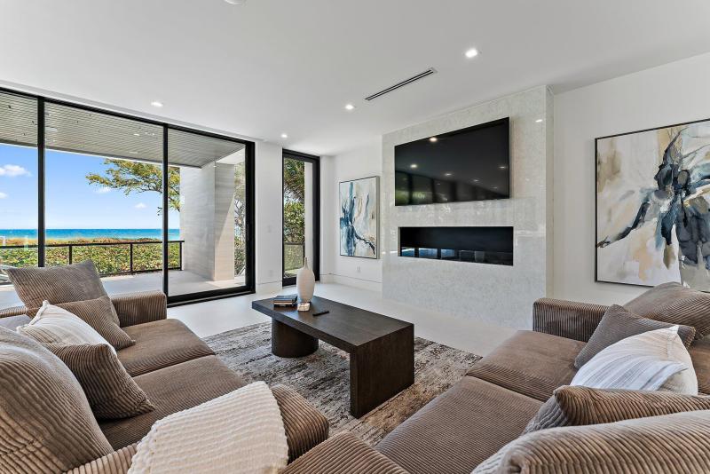  Single Family Homes Photo 39:  Jupiter Island,  FL 33455