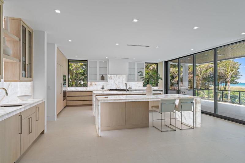  Single Family Homes Photo 44:  Jupiter Island,  FL 33455