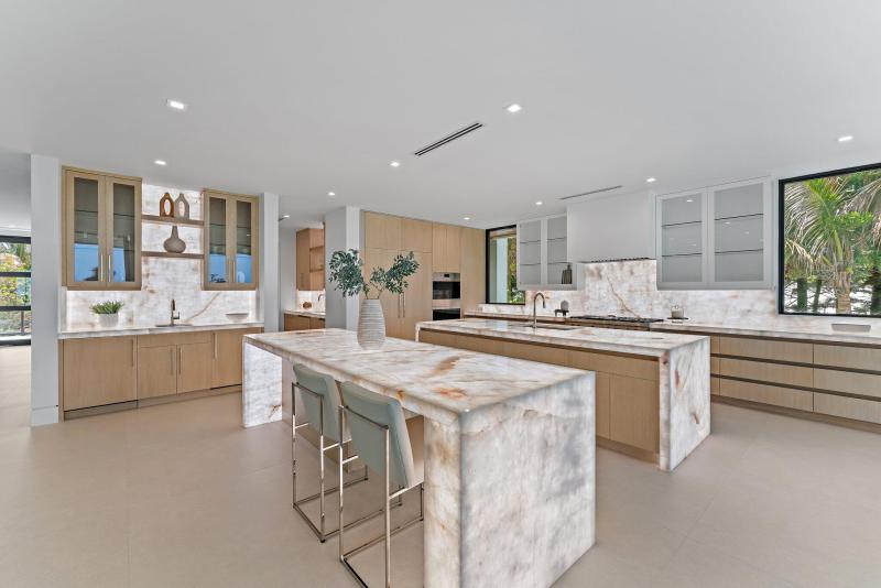  Single Family Homes Photo 46:  Jupiter Island,  FL 33455