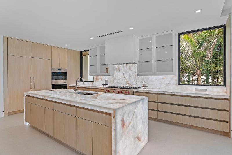  Single Family Homes Photo 47:  Jupiter Island,  FL 33455