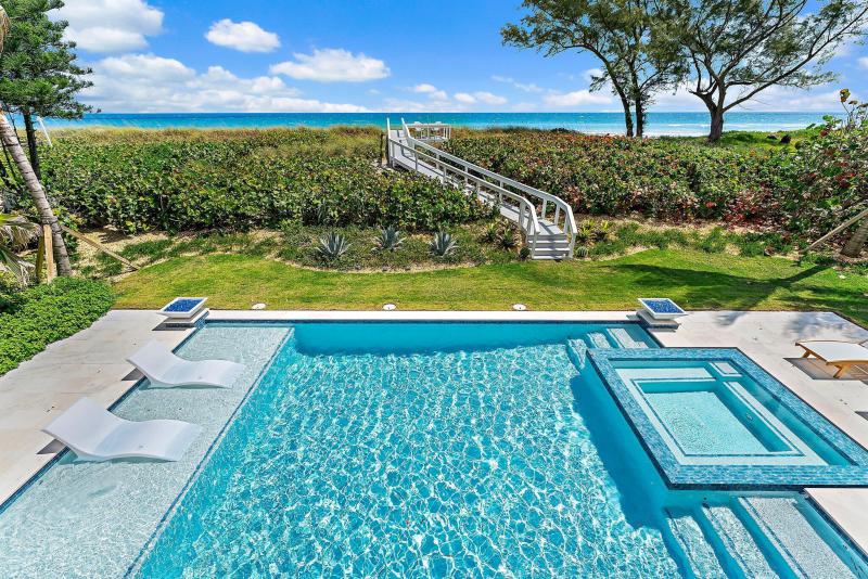  Single Family Homes Photo 57:  Jupiter Island,  FL 33455