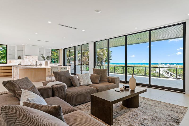  Single Family Homes Photo 9:  Jupiter Island,  FL 33455