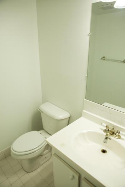  Condo & Townhome Photos