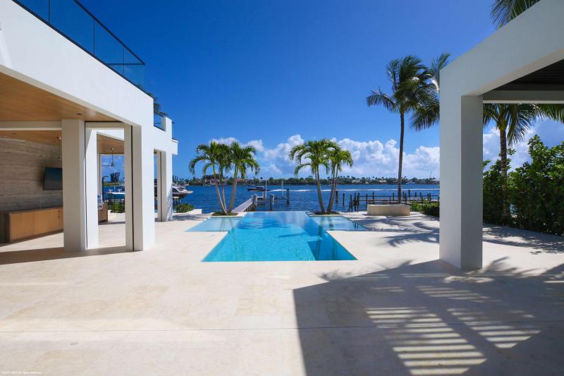  Single Family Homes Photo 55:  West Palm Beach,  FL 33407
